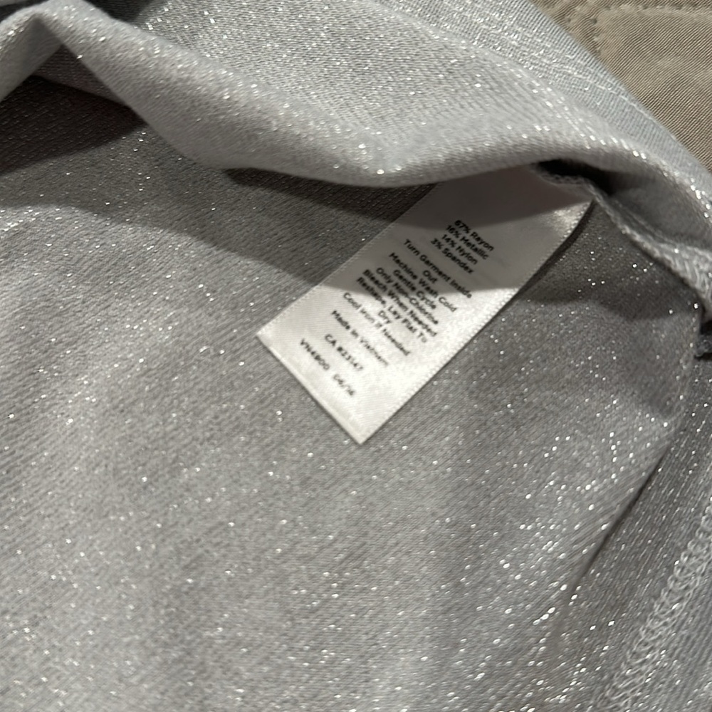 Talbots Blouse. - Picture 6 of 10